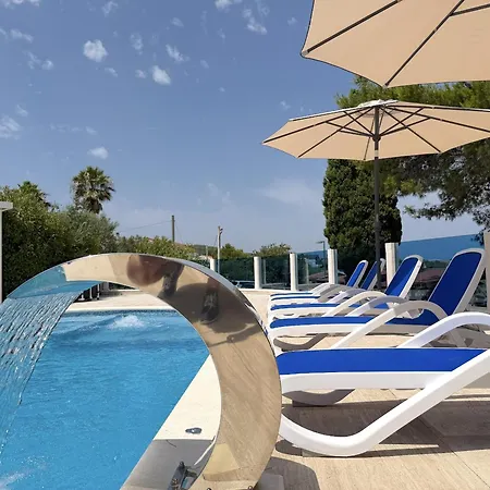 Two Bedroom Sea View * Mrljane
